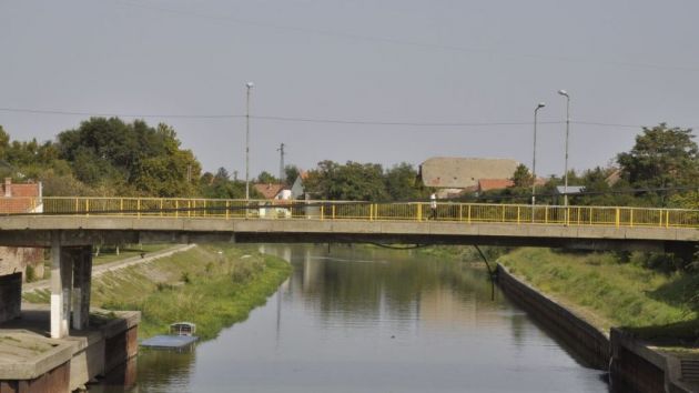 most Bulevar Milutina Milankovića Zrenjanin