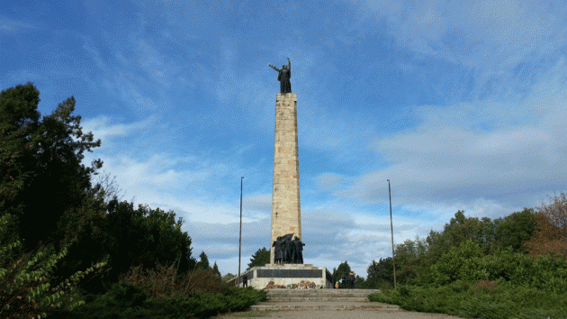 spomenik Sloboda Iriški venac