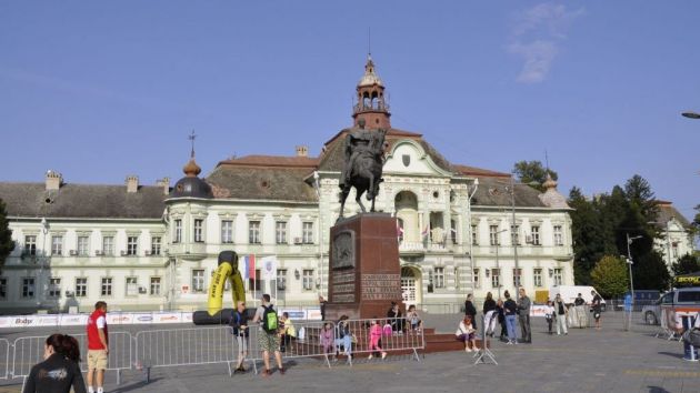spomenik kralju Petru I Karađorđeviću Zrenjanin