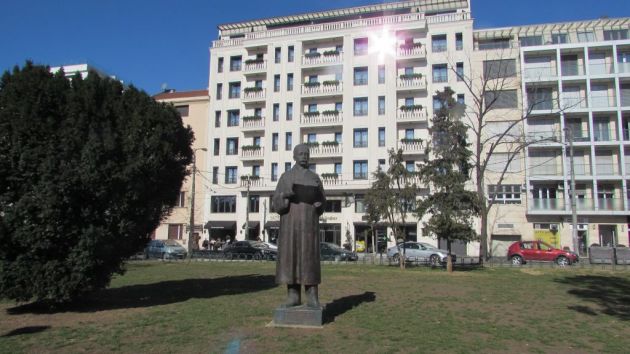 Spomenik Petru Kočiću Beograd